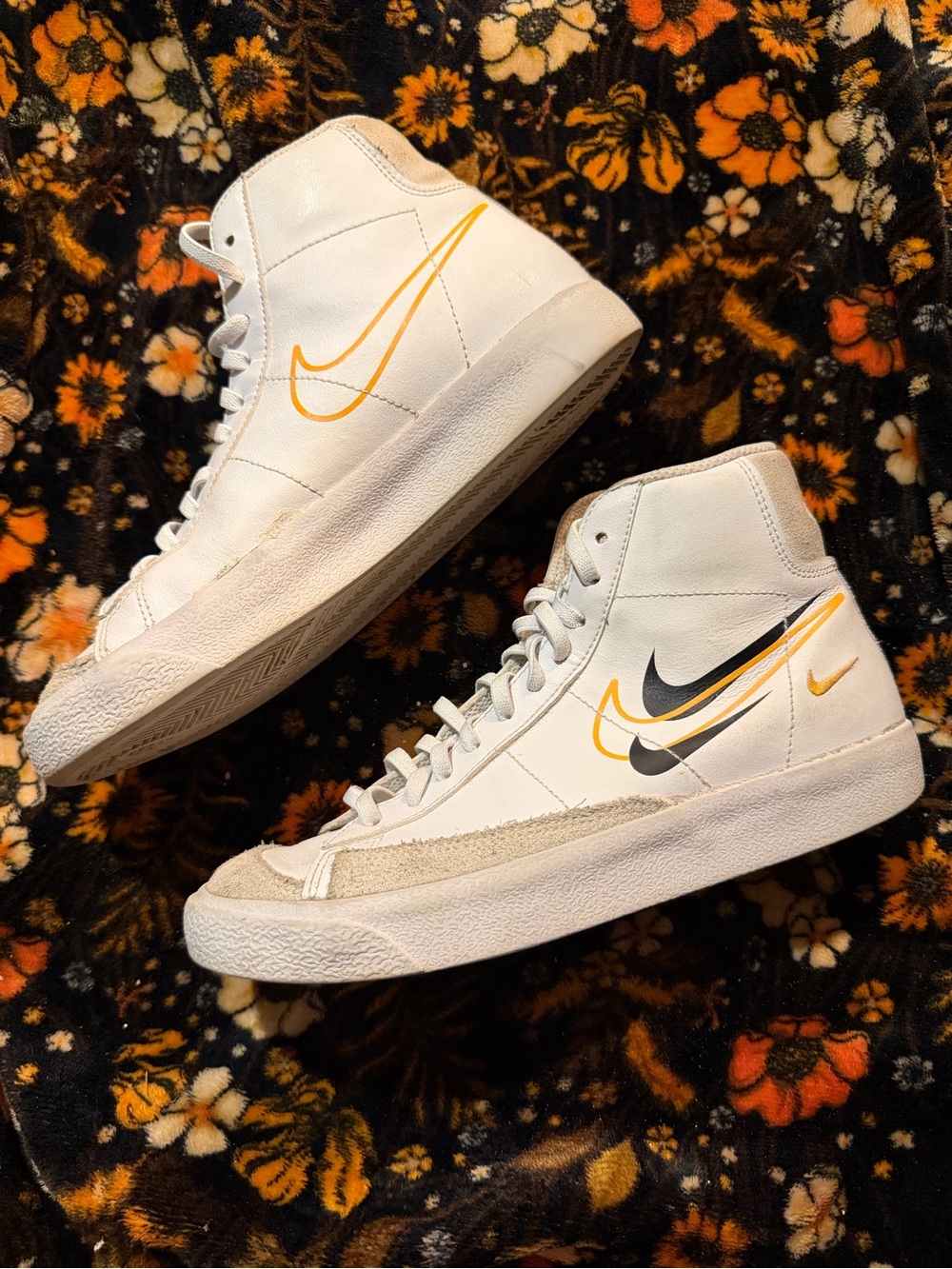 Nike White High-Top blazers with Black and Yellow Swoosh